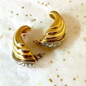 Vintage Gold Tone Statement Earrings Ribbed Chunky Drop Scalloped Twist